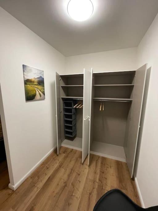 Ferienwohnung Im Gruenen Ораниенбург Екстериор снимка